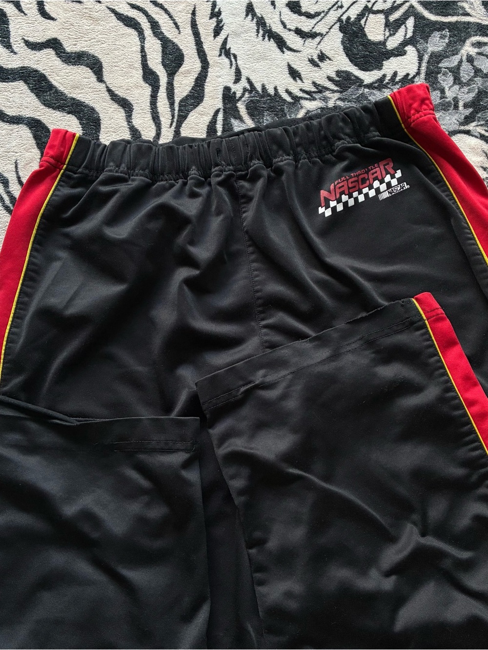 002 - VINTAGE 00s NASCAR Y2K  RACING RACE CAR TRACK PANTS